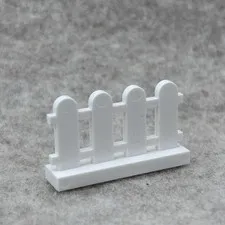LEGO 33303 White Fence 1 x 4 x 2 Paled (Picket) (x1)