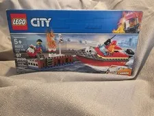 🤯LEGO CITY: Dock Side Fire (60213) BRAND NEW SEALED RETIRED