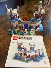 LEGO Minecraft: The Ice Castle (21186)