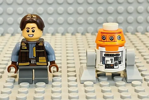 LEGO Star Wars Jacen Syndulla sw1309 & C1-10P (Chopper) sw1308 Minifigures 75357