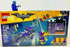 LEGO (70902) Batman Movie: Catwoman Catcycle Chase New Sealed Retired
