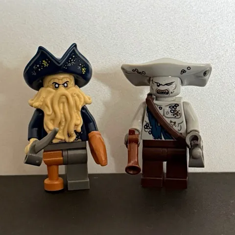 LEGO Pirates of the Caribbean Minifigures Lot of 2 Davy Jones & Maccus