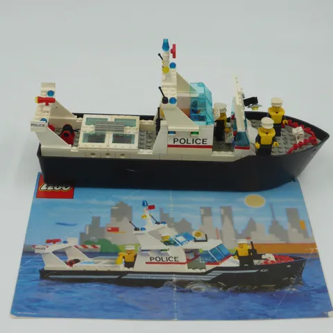 Lego 4021 System Boat Police Patrol Ship Complete w Instructions Used Condition