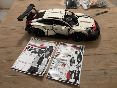 LEGO TECHNIC: Porsche 911 RSR (42096) 100% Complete With New Sticker Set