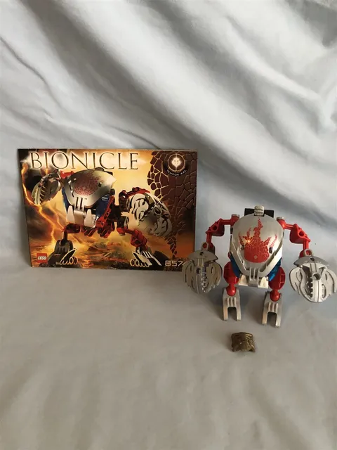 LEGO set 8574 Tahnok-Kal VINTAGE BIONICLE 100% complet w/ instruction Bohrok-Kal