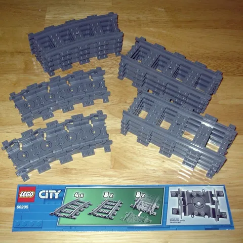 LEGO ***60205 TRACKS AND CURVES*** train track set city lot curved flexible flex