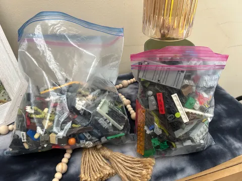 LEGO LOT RANDOM BLOCKS AND RANDOM ITEMS