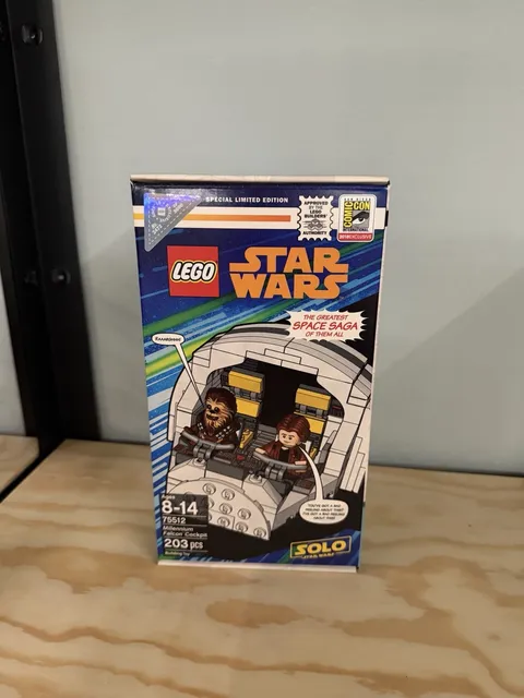 LEGO Star Wars 75512 – Millennium Falcon Cockpit (San Diego Comic-Con Exclusive)