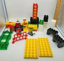 2001 VINTAGE Lego DUPLO Race Action Set 3085 Incomplete RARE 