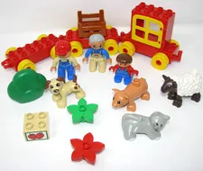 Duplo Farmer  with Animals, Grandpa Farmer Sheep Pig train cars