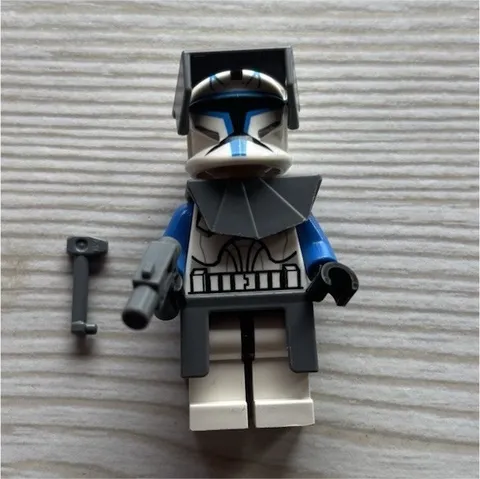 LEGO Captain Rex Minifigure White Helmet Visor Blue Arms Weapons Accessories
