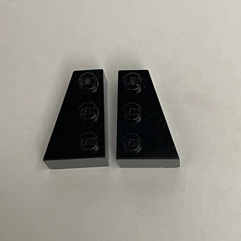 Lego 6564 6565 Black Replacement Parts Pieces Lot of 2