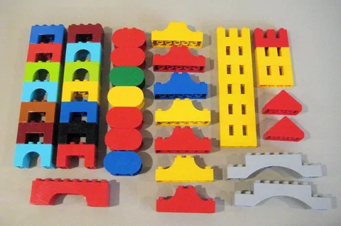 Lego Duplo Lot 42pc Mixed Building Blocks Assorted Colors Parts & Pieces