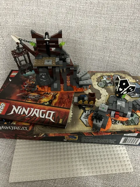 Lego Ninjago Journey To The Skull Dungeon 71717 *Read Description*