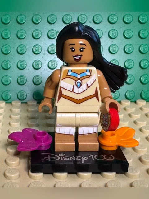 LEGO Disney 100 Minifigure Series 71038 - Pocahontas (Complete)