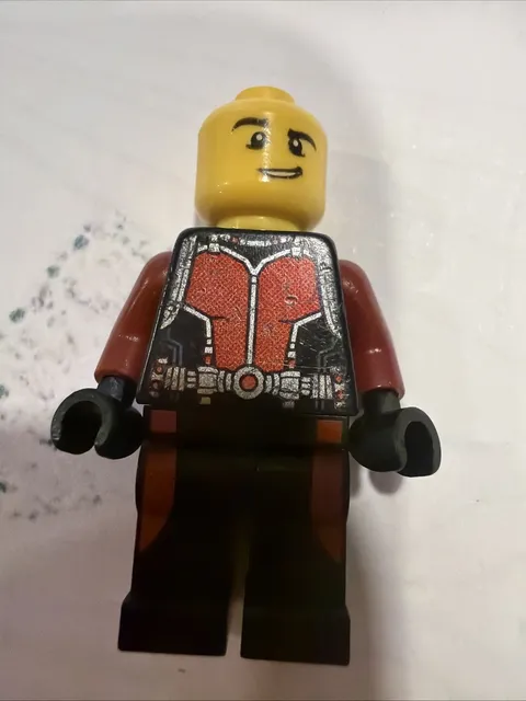 LEGO Super Heroes Marvel Ant-Man (Scott Lang) NO HELMET Head Is Loose A29-23