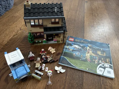 LEGO Harry Potter 4 Privet Drive Home 75968 Complete Set W/Manual No Box