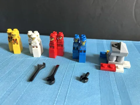 Lego Minotaurus Parts Minotaur White Blue Yellow Red Gladiator Micro Figures Lot