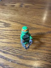 LEGO Teenage Mutant Ninja Turtles Michelangelo Minifigure tnt012 Smiling 79100