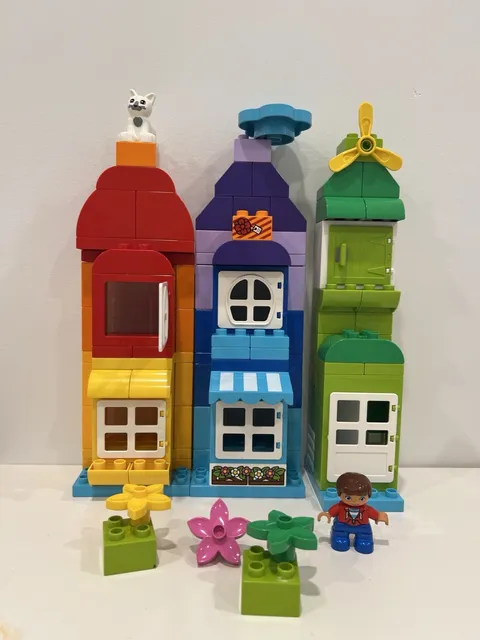 LEGO DUPLO Creative Box 10854 - large starter lot with figure - incomplete