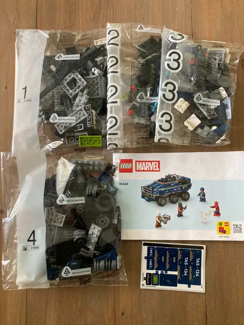 LEGO 76349 Marvel Spider-Man Prison Transport Chase - Build & DODC Guard Only!!