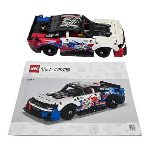 LEGO TECHNIC #42153 NASCAR Chevrolet Camero ZL1 100% Complete w/ Instruction
