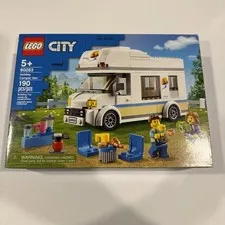 LEGO CITY: Holiday Camper Van (60283)