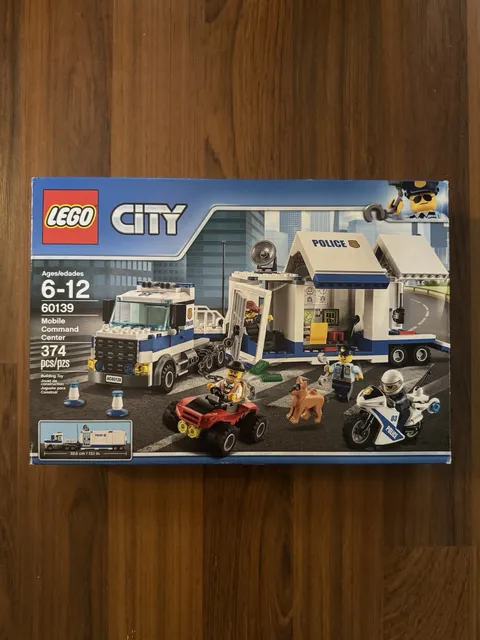 LEGO City Police Mobile Command Center 60139 Set 374 pcs Ages 6-12 Complete Set