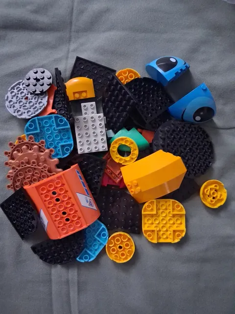 LEGO Bulk Lot of 8 oz Mixed Bricks, features larger and unusual pieces (#1)