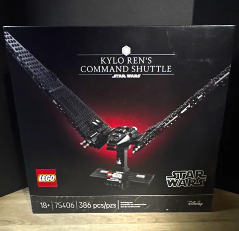 LEGO Star Wars Kylo Ren's Command Shuttle 75406 386 pcs 18+ Display Stand