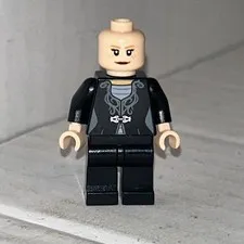 Lego Minifigure Harry Potter Narcissa Malfoy hp126 From 2011 Forest Incomplete