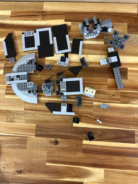 LEGO Star Wars: Darth Vader's Tie Fighter Parts And Pieces 8017 READ