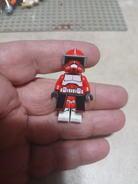 LEGO Star Wars Commander Fox Mini Figure Coruscant Guard sw1304 Free Shipping