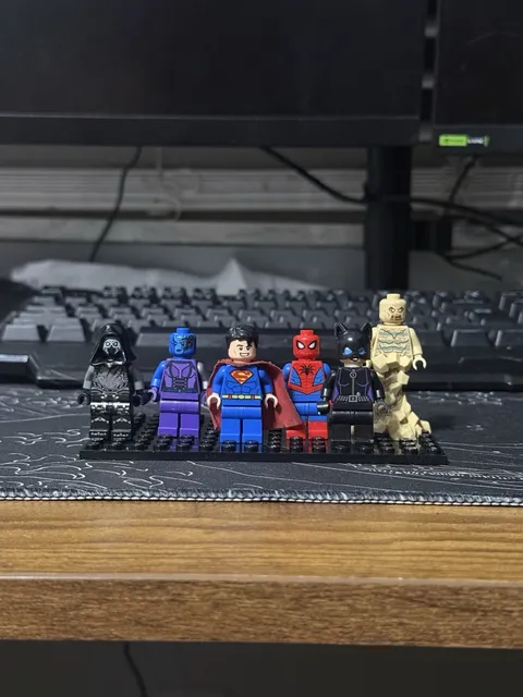 LEGO Minifigure Lot – Superman, Spider-Man, Catwoman, , Sandman & Nebula