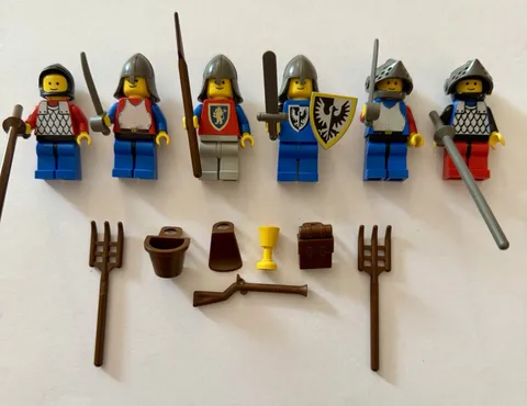 LEGO Castle Minifigure Lot Crusader Lion Black Falcon Knights Weapons Shield