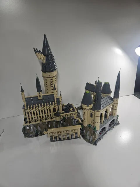 LEGO Hogwarts Castle 71043 HARRY POTTER Incomplete 