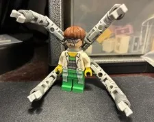 Lego Dr. Octopus Minifigure Doc Ock Marvel Ultimate Spider-Man 76015 sh0110