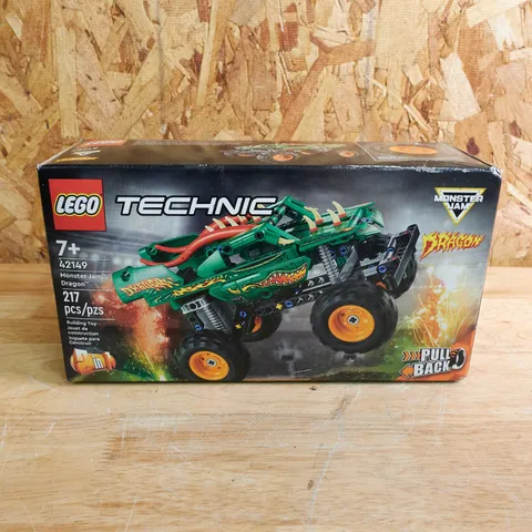 LEGO Technic 42149 Monster Jam Dragon Set Pull Back 2 in 1 box damage new