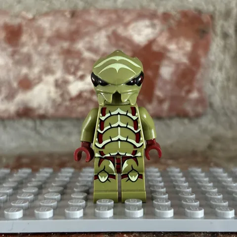LEGO SPACE Galaxy Squad 70704 70700 70706 Alien Buggoid Minifigure gs001 RETIRED