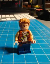LEGO Jurassic World Owen Grady Lime Canisters Minifigure jw066