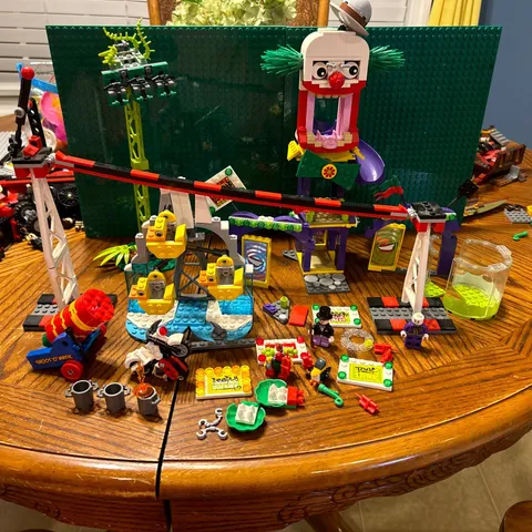 Lego DC Batman Jokerland Set #76035 incomplete 2 mini figs 