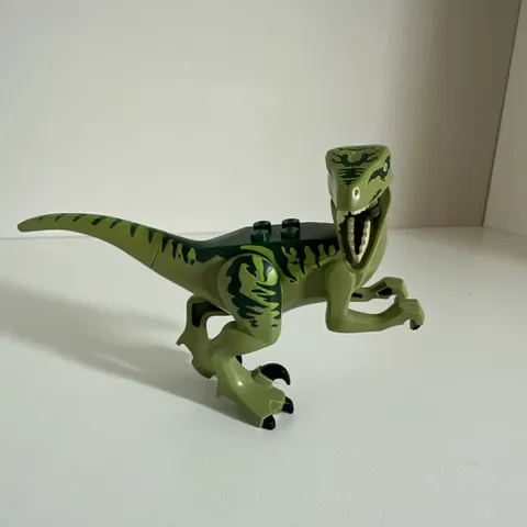 LEGO Dinosaur Green Raptor CHARLIE Velociraptor Jurassic World Minifigure 75920