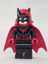 LEGO DC SUPER HEROES BATWOMAN Minifigure Red Cape Hair sh0522 3d