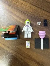 Lego DC Super Heroes The Joker Minifigure 71026
