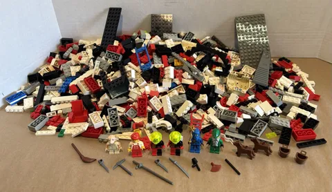 LEGO Bulk Lot of 4.15 Pounds Bricks Parts and Pieces Minifigs Accessories Loose