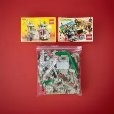 LEGO Castle 6073 Lego Parts Bag - Dusty 80s estate find