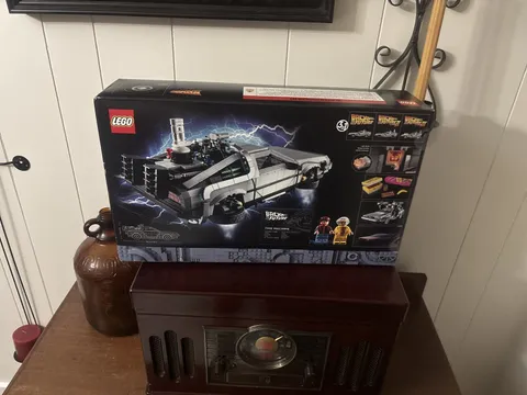LEGO 10300 Back to the Future Time Machine 1872 3 In 1 Features Light Brick Tec