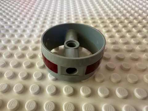 LEGO Cylinder 4 x 4 x 1 2/3  with Dark Red Stripe 41531pb010 Set 8091
