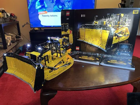 LEGO Technic 42131 Cat D11 Bulldozer Control+ Electronic 3854pcs 18+ Box