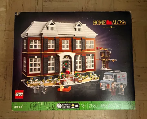 LEGO Ideas Home Alone 21330 Complete Set 3955 pcs 18+ Batteries Included